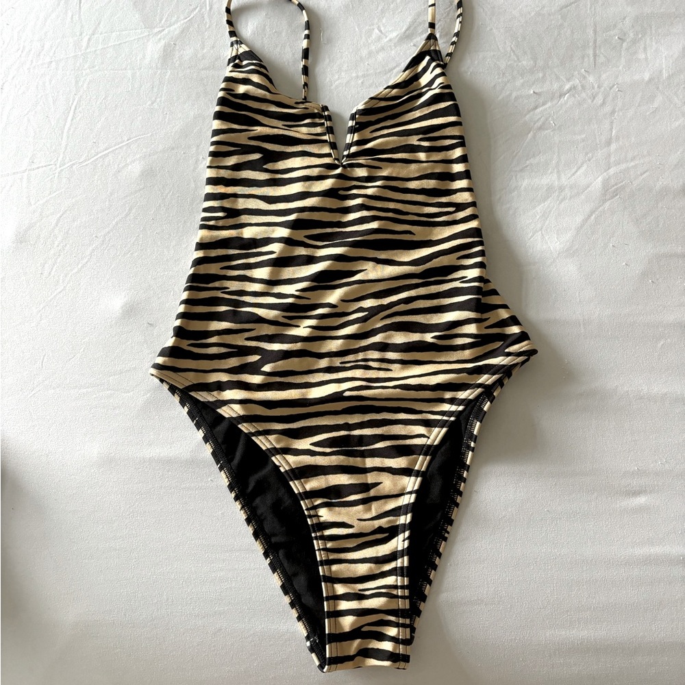 H&M Sz, XS leopard print one piece